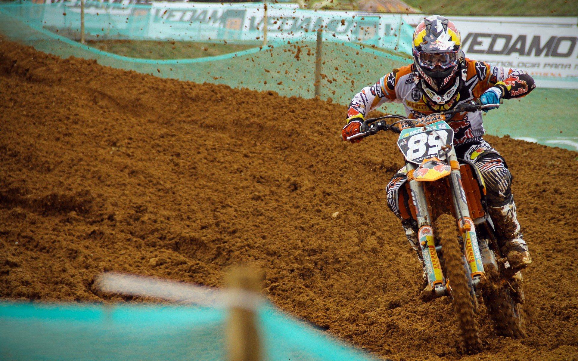 杰伦格林狂砍42分创生涯新高,火箭新星闪耀休斯顿夜空